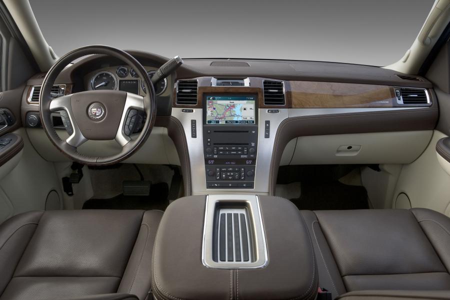  Cadillac Escalade Platinum 2007 года  (фото 17 из 18)